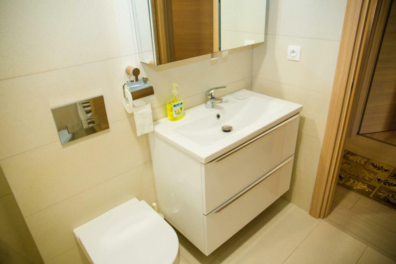 Apartament Calea Bucuresti Piteşti Buitenkant foto